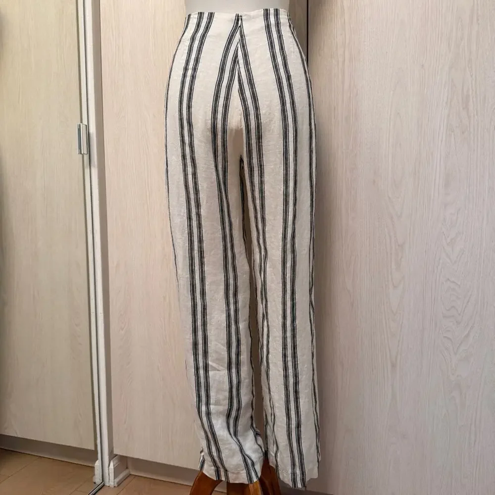 Reformation white and Black Striped cropped linen Pants size 0